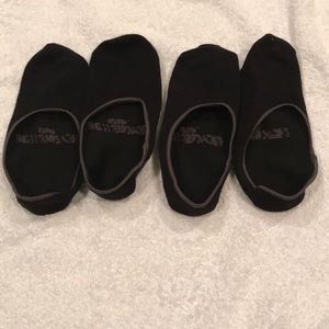 Bundle of 2 Thirty48 No Show No Slip Socks Black